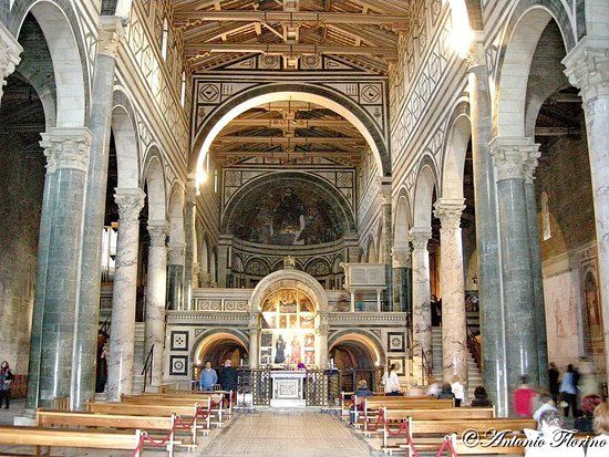 バシリカ オブ サンミニアート アルモンテ